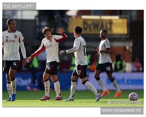 欧冠激战:范迪克破门利物浦2-1淘汰切尔西 欧冠激战:范迪克破门利物浦2-1淘汰切尔西